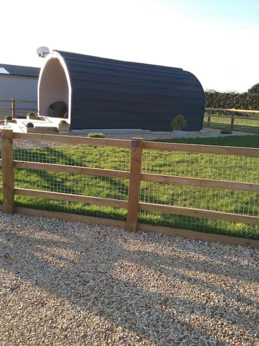 Heated Supersize Glamping Pod With Ensuite Bathroom, Wilburton, Nr Ely, Cambs Екстериор снимка